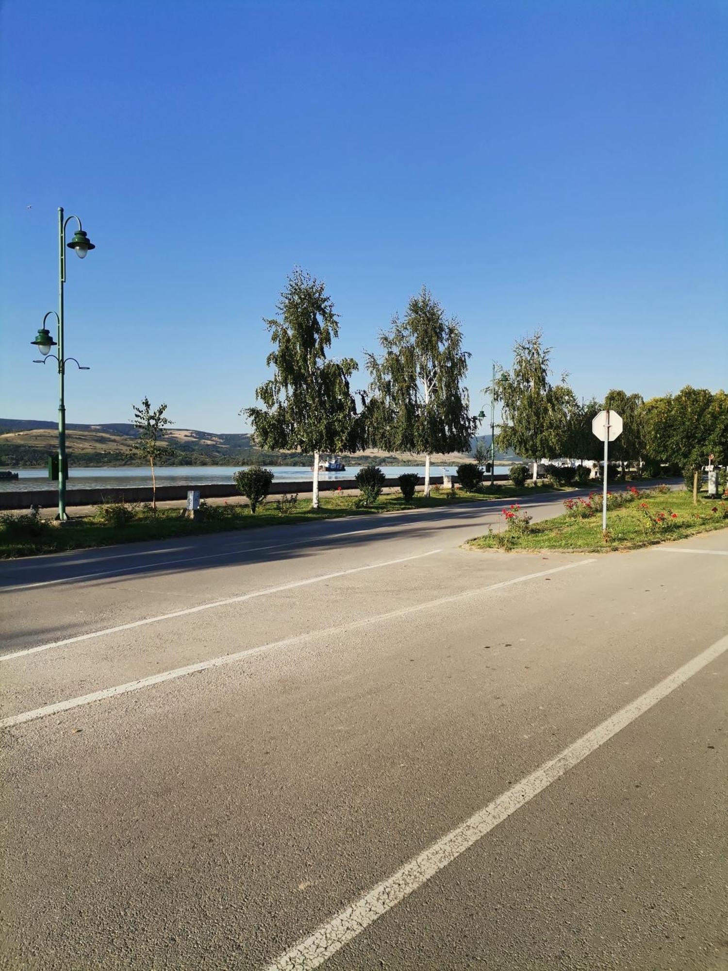 Apartmani Pinkum Veliko Gradiste Bagian luar foto